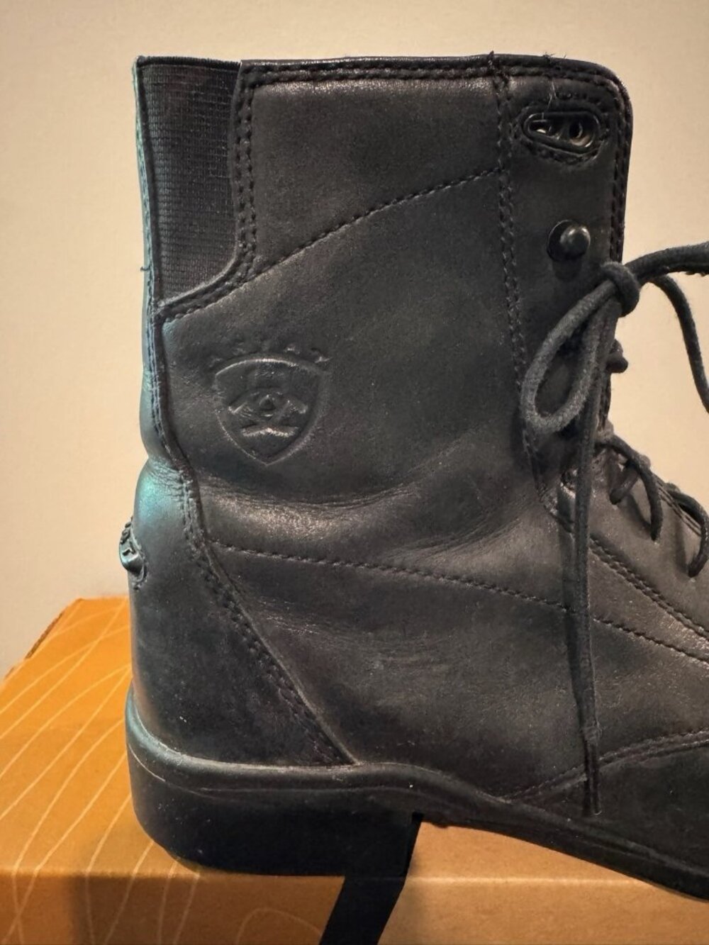 Ariat Heritage IV Paddock Boots Women's 6.5B Black Leather Combat Comfort - Picture 6 of 11
